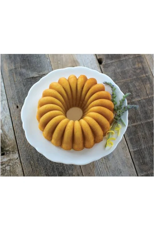 Nordic Ware Elegant Party Bundt Pan