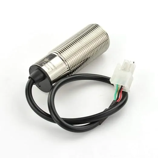 URM08 - Waterproof Industrial Ultrasonic Distance Sensor (35~550cm, ModBus-RTU)