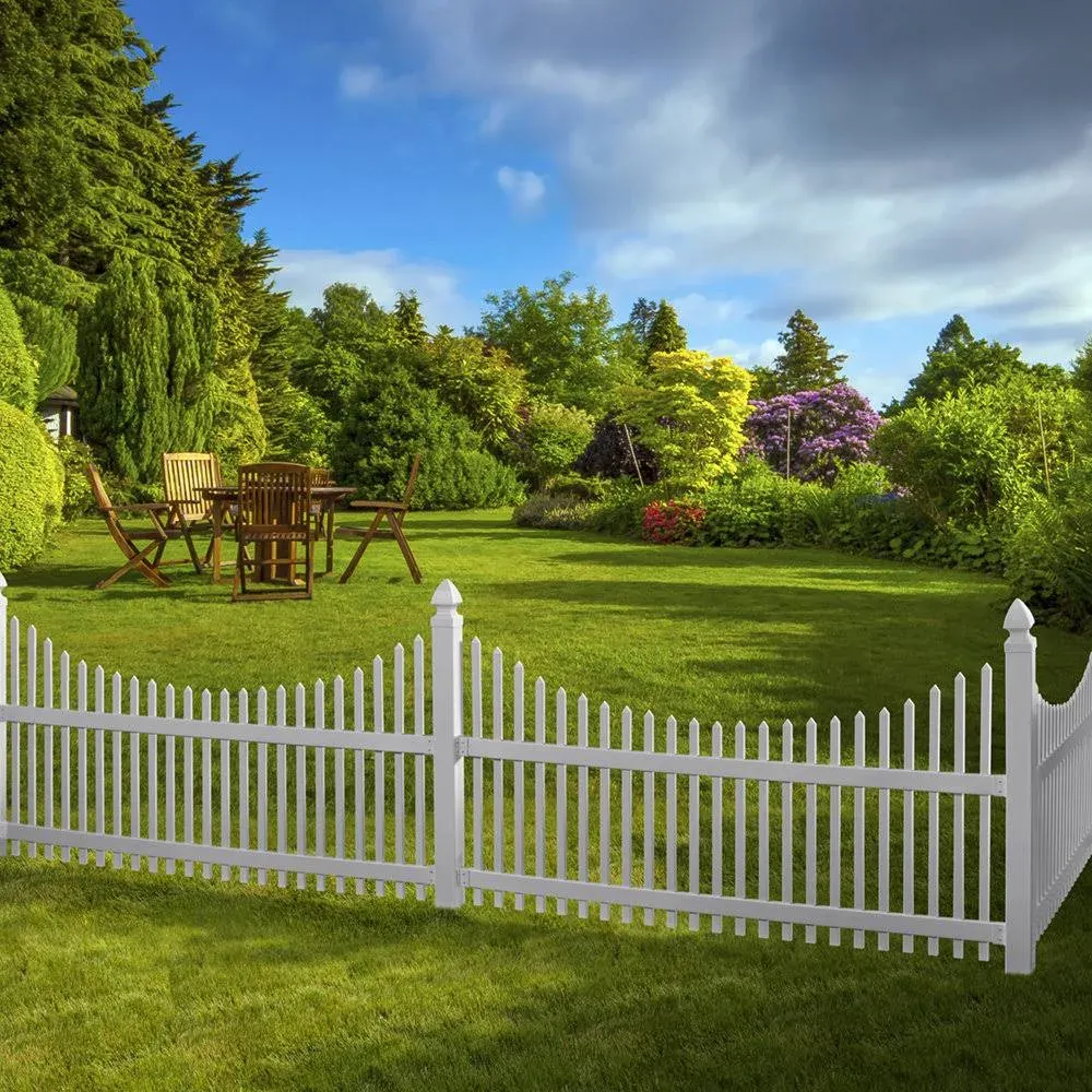 Outdoor Essentials Chatham Picket Fence Panel