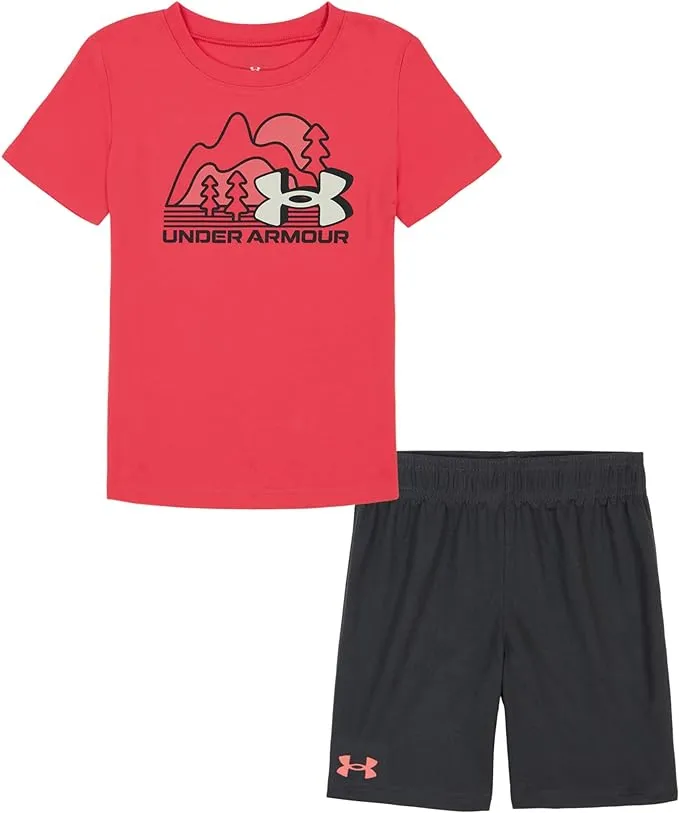 Under Armour Boys Toddler 8-20 Freedom Flag Graphic T-Shirt and Shorts Set