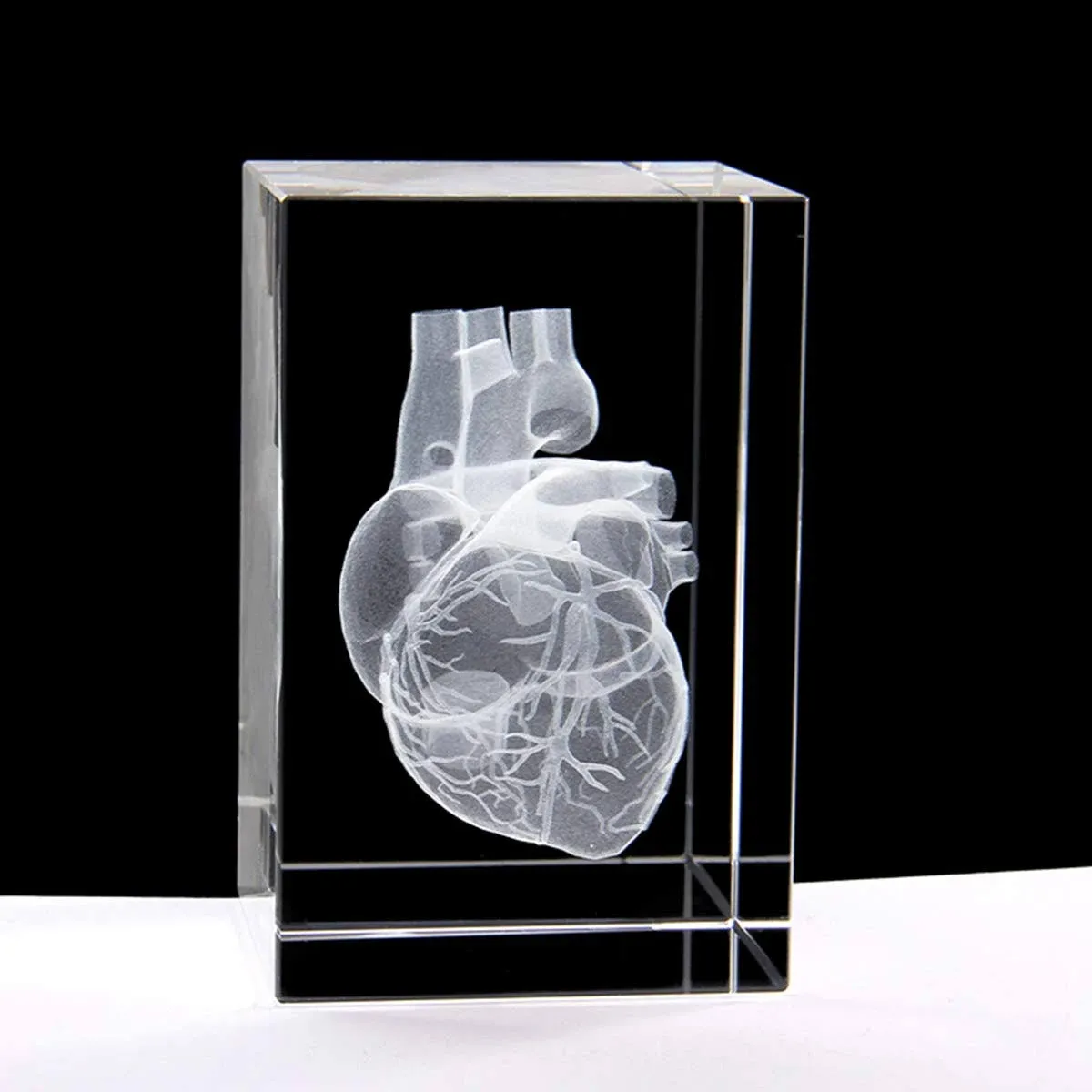 3D Human Heart Anatomical Model Paperweight(La<wbr/>ser Etched) in Crystal Glass Cu...