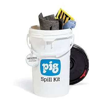 New Pig Spill Kit in Bucket | Absorbs Oils, Water & More | 4-Gallon Absorbency | Fast Spill Response | KIT213