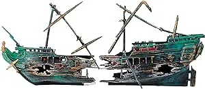 Penn-Plax Shipwreck Aquarium Decoration Ornament with Moving Masts, Lifeboat, and Bubble Action