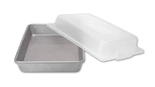 USA Pan Rectangular Cake Pan & Lid Set