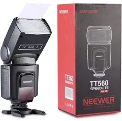 Neewer TT560 Flash with Remote Control and Diffuser