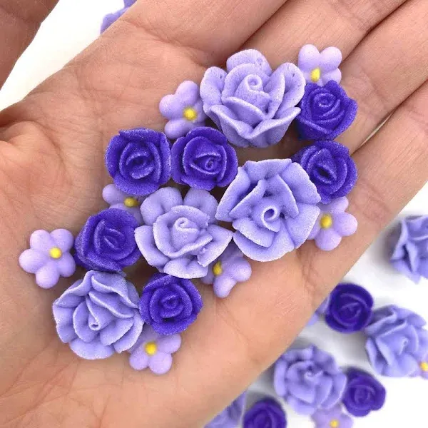 30 Violet Icing Flowers