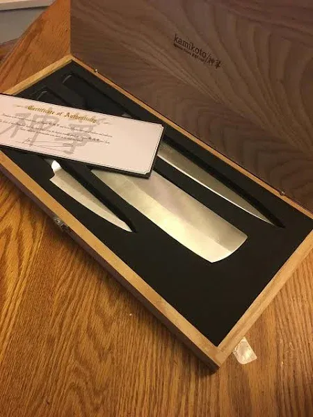 *NIB* KAMIKOTO Kanpeki Knife Set