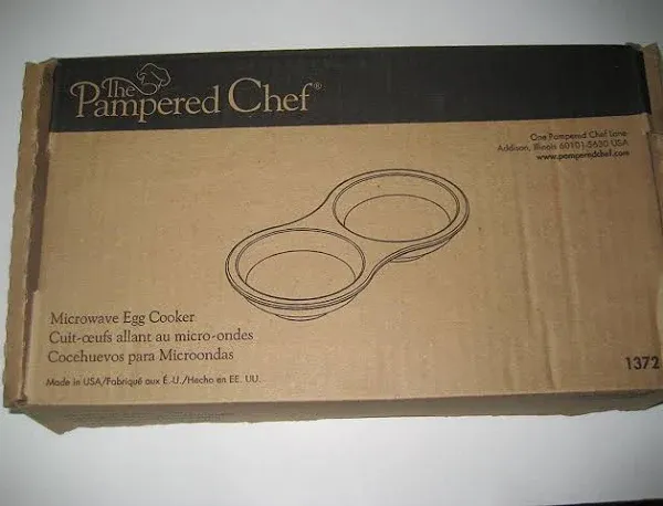 The Pampered Chef Microwave Stoneware Egg Cooker