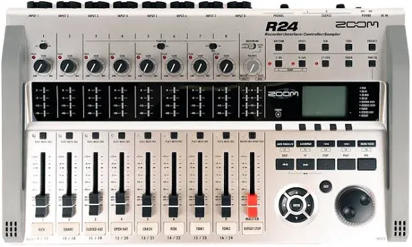 ZOOM R24 Multi-track Recorder 8-track