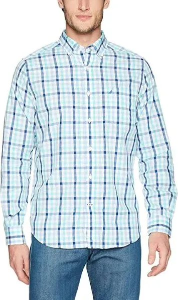 Nautica Men's Wrinkle Resistant Long Sleeve Button Front Shirt