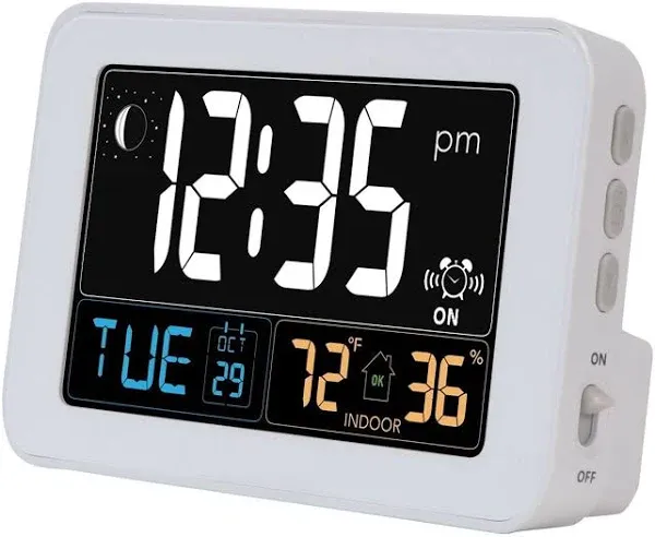 Acurite Intelli-Time Clock with Indoor Temperature and USB Charger