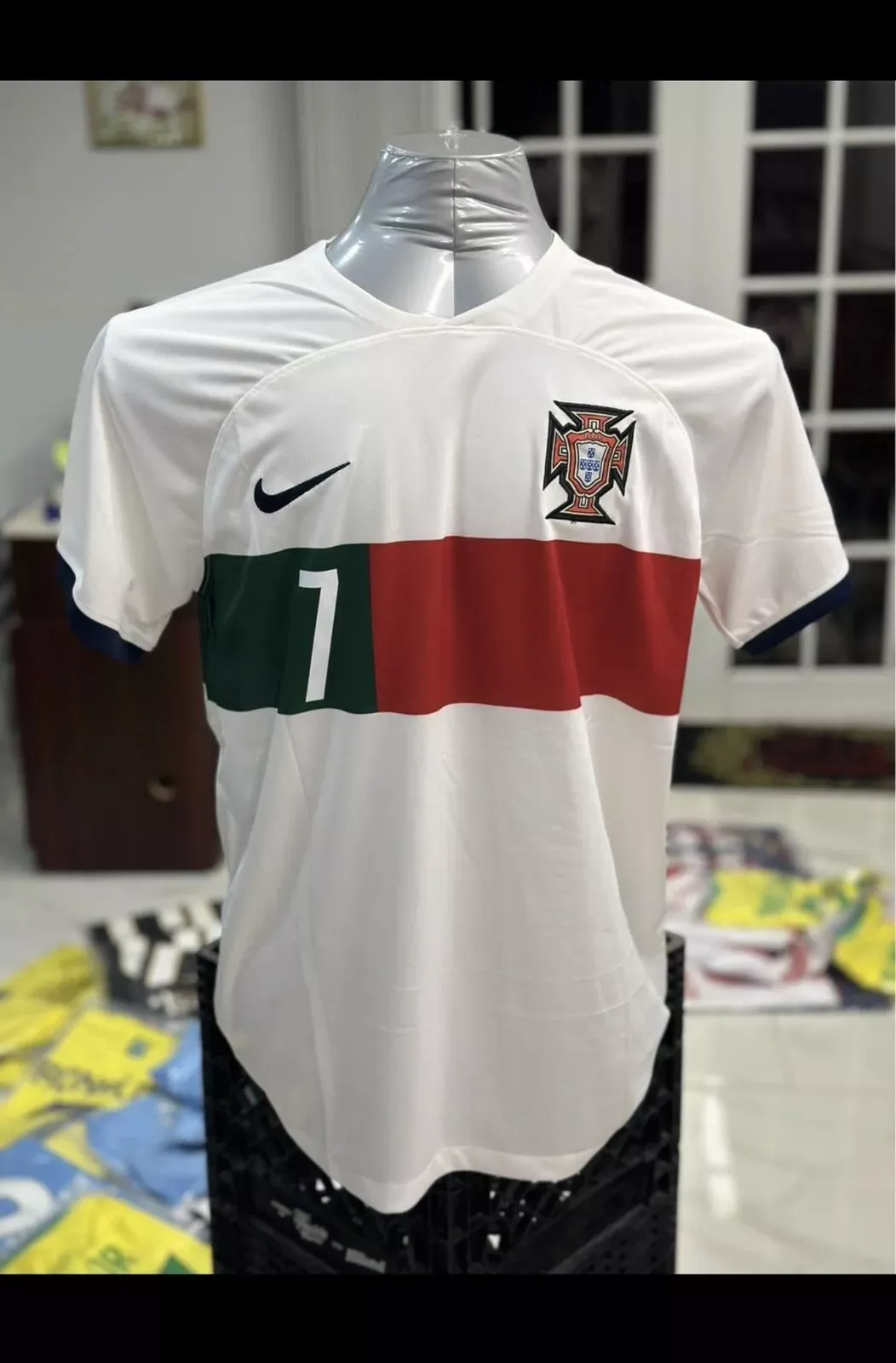 Mens Size XL White Nike Portugal 2022/23 World Cup Away Soccer Jersey DN0691-133