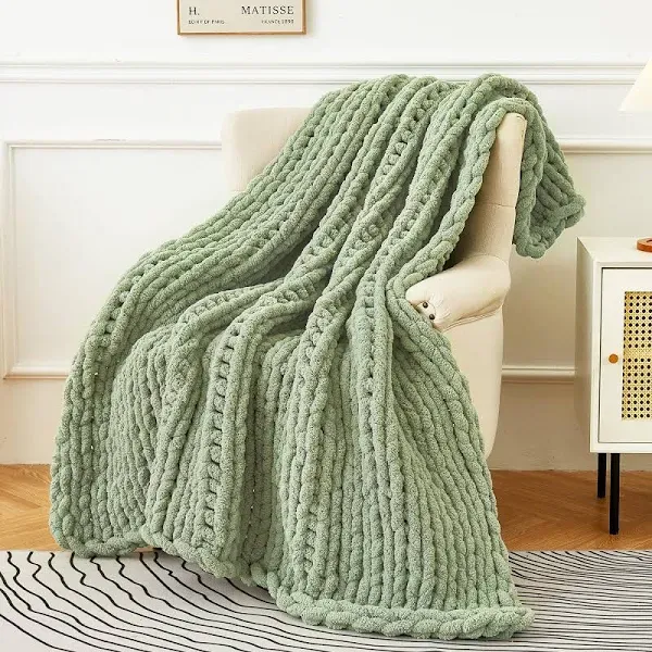 Army Green Chunky Hand Knit blanket | Chunky Chenille Blanket