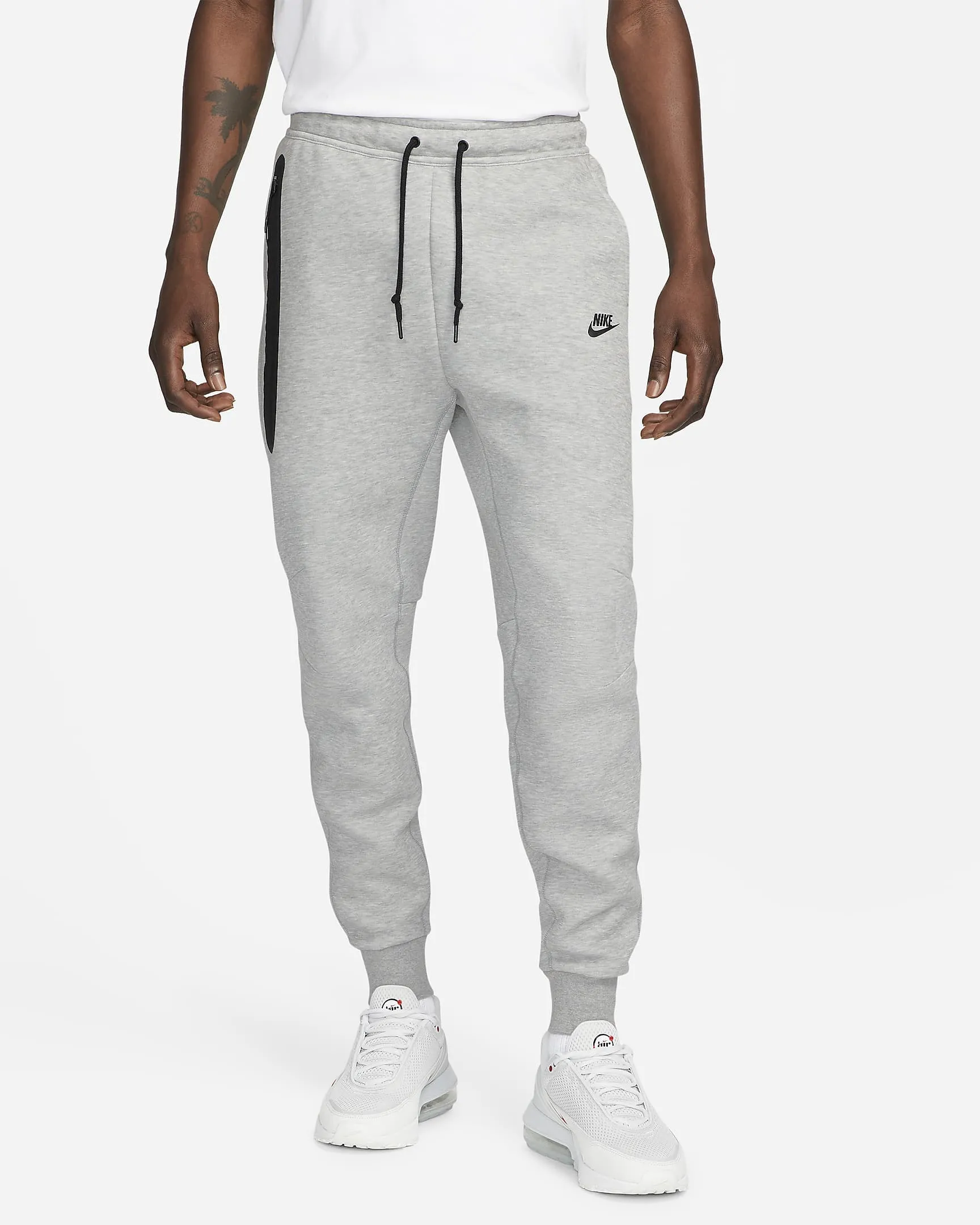 Nike Tech Fleece Slim-Fit Joggers