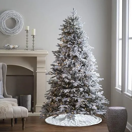 Christmas Tree Skirt - 48 inches Large White Luxury Faux Fur Tree Skirt Christmas Decorations Holiday Thick Plush Tree Xmas Ornaments (White/Sliver)