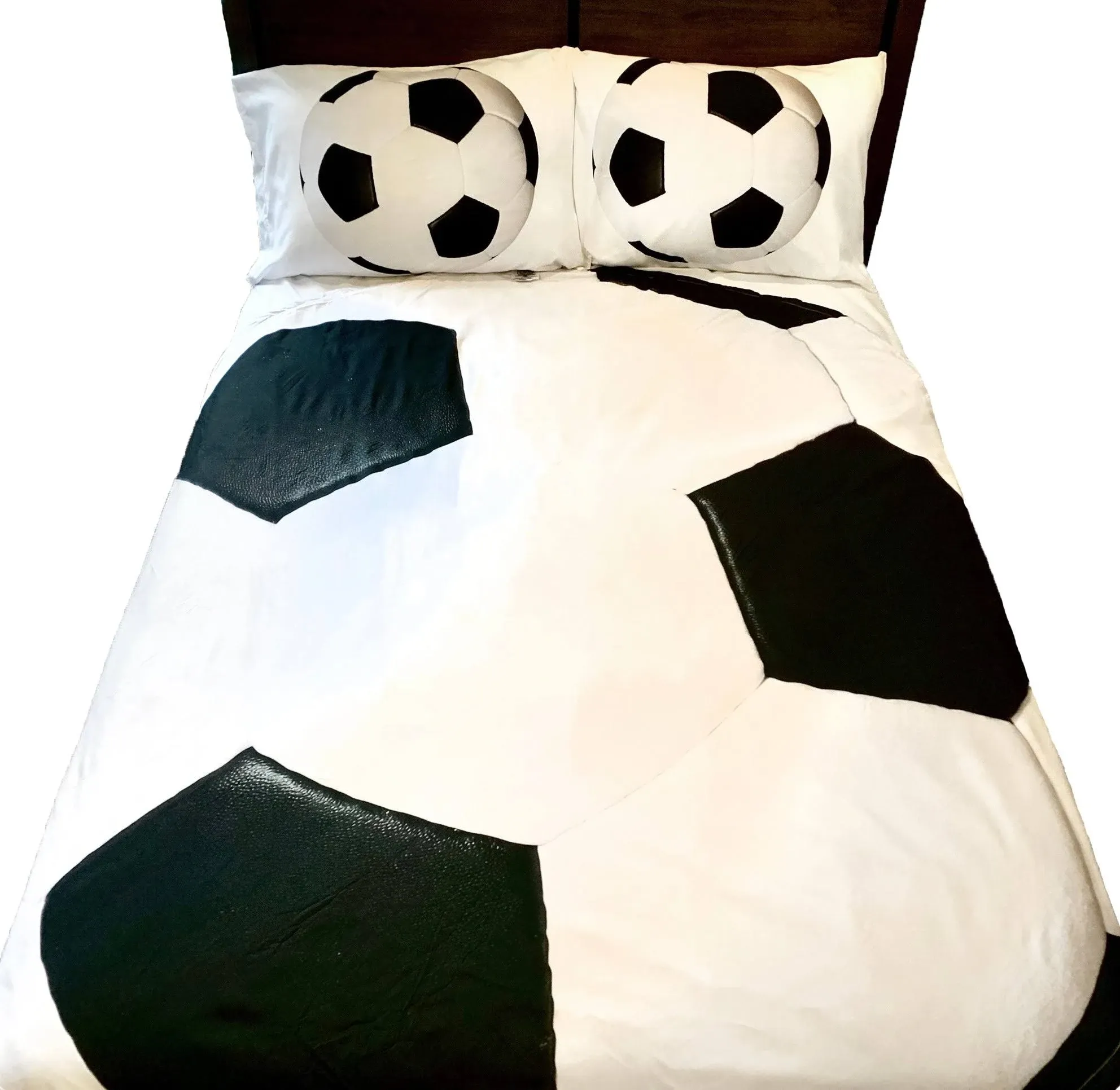 Soccer 5 PC Kids Twin Bed Set With Round Comforter