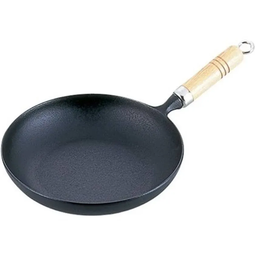 Iwachu 24004 Nambu Ironware Omelet Pan, 7.1 inches (18 cm) (with Wooden Handle), Black Baked, Induction Compatible, Iwachu