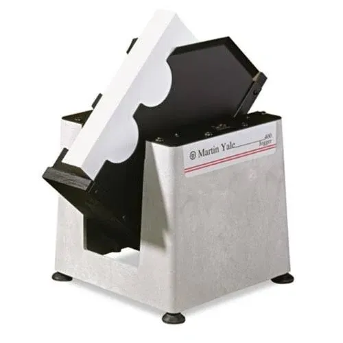 Martin Yale 400 Single Bin Desktop Paper Jogger, Aligns and Separates Envelopes, Cards, Small Paper Stock, Jogs One Full Ream of 8-1/2" x 11"