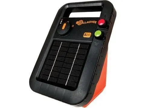 Gallagher S20 Solar Charger / 12 Mile / 40 Acre G341424