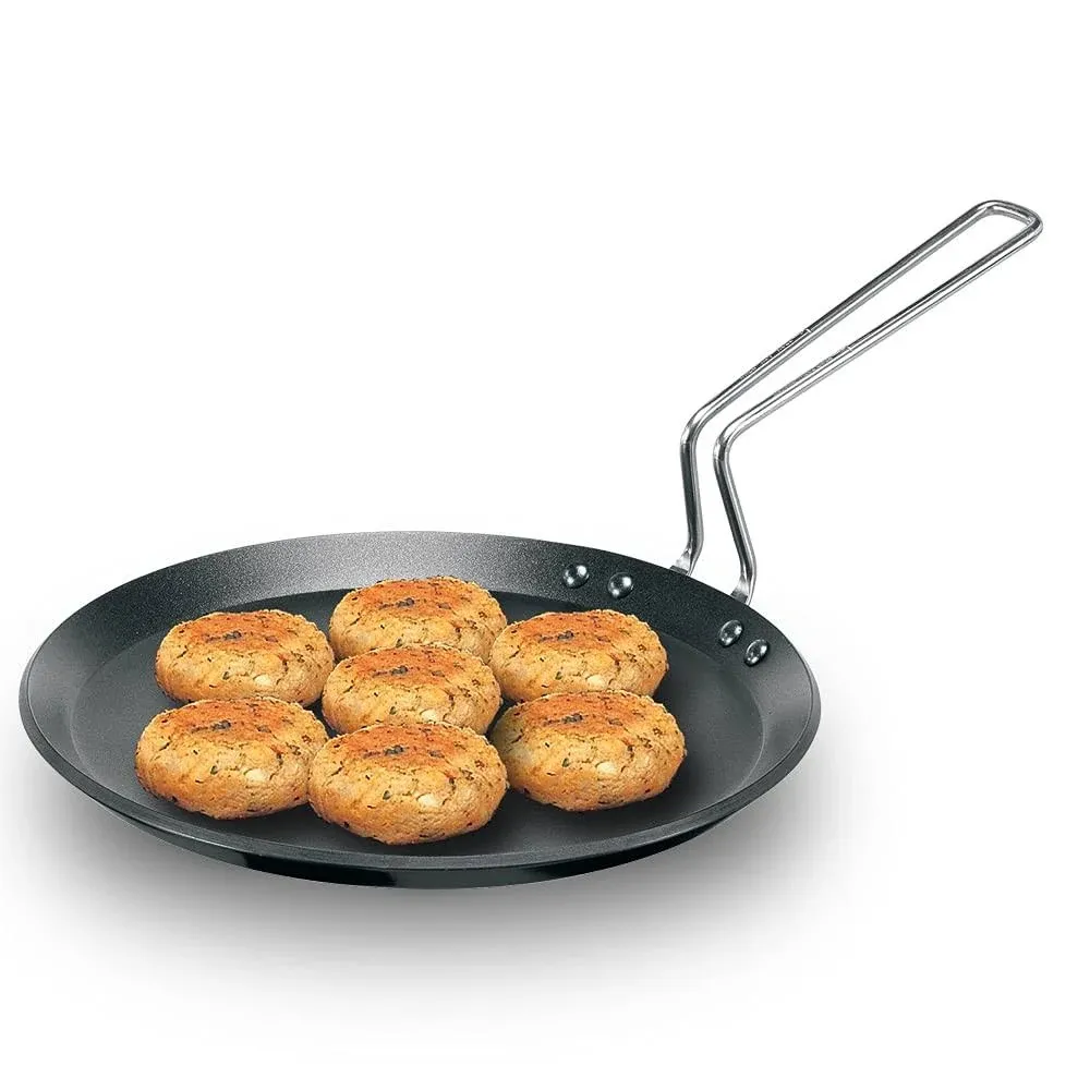 Hawkins Q45 Futura Non-Stick Flat Tava Griddle 10 in. - 4.88mm with Steel Handle