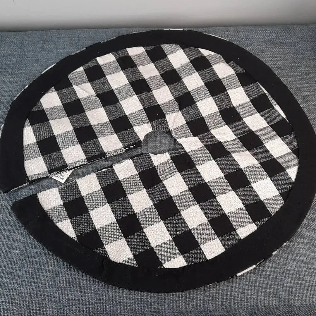 Black White Buffalo Check Tree Skirt Small  12&quot;Dia Holiday Christmas Halloween