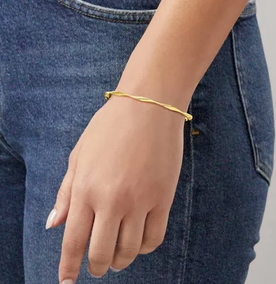 Canaria Italian 10kt Yellow Gold Brushed Bangle Bracelet