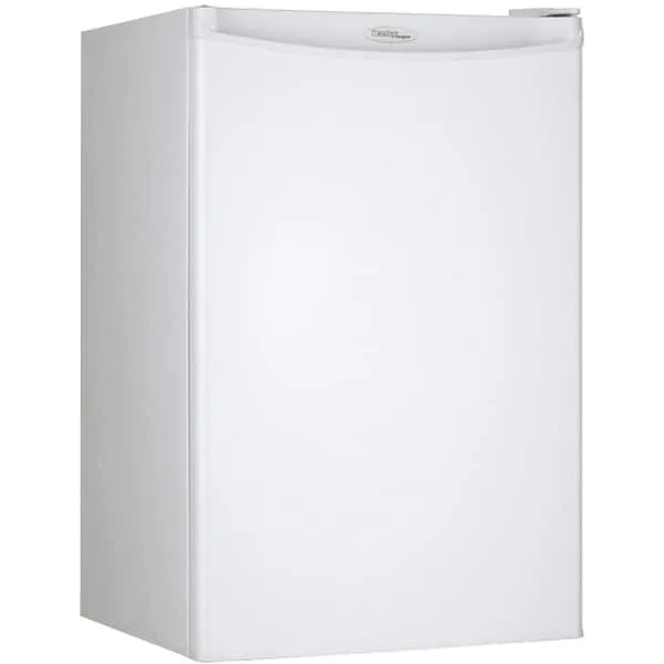 Danby DAR044A4WDD White 4.4-cubic foot Designer Energy Star Counter-high Refrigerator - Bed Bath & Beyond - 11935612