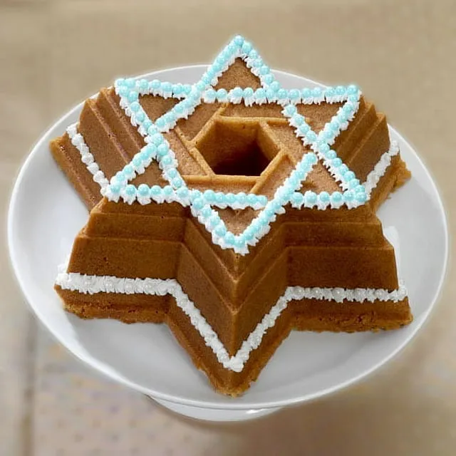 Nordic Ware Star of David Bundt Pan