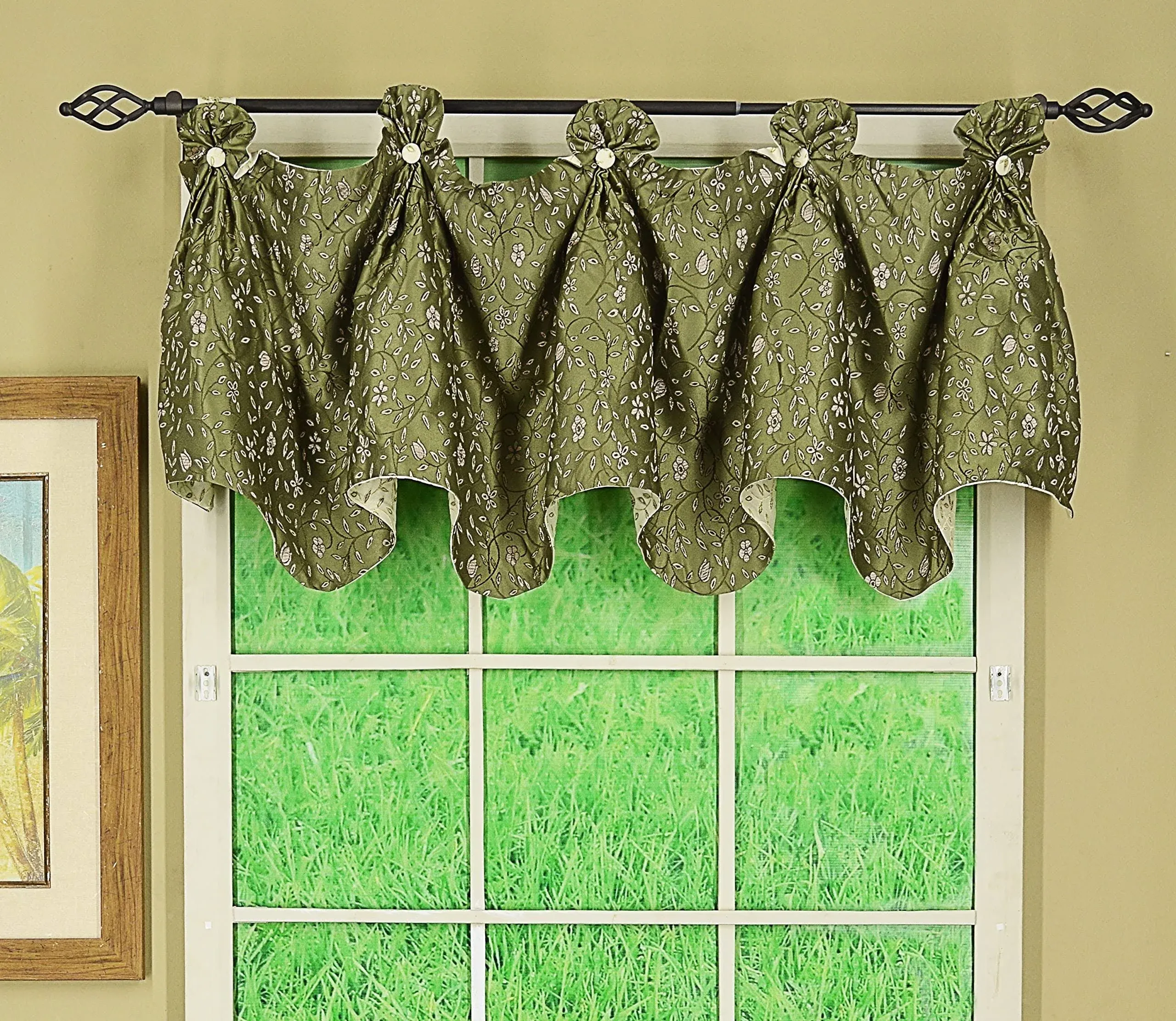 Today's Curtain Madison Button Valance