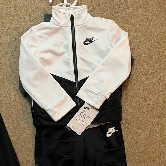 Nike Boys Therma Dri-FIT Tracksuit Set