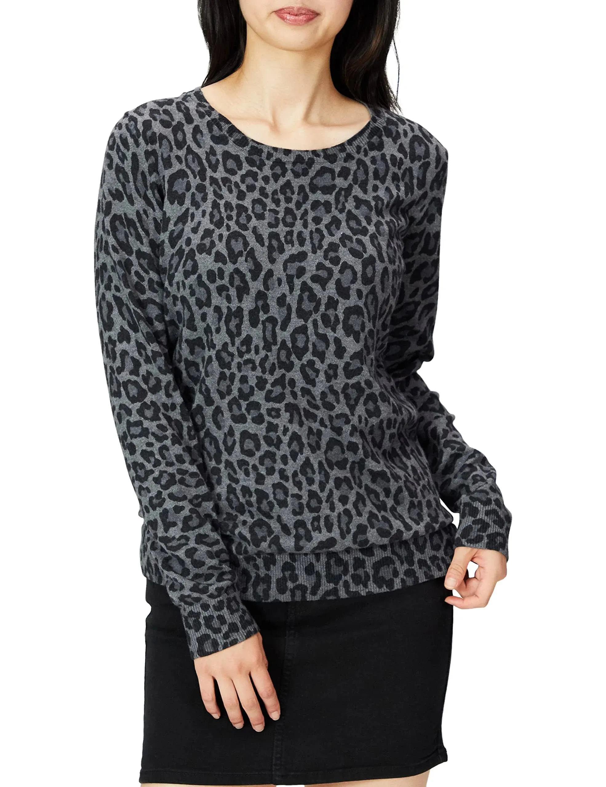 Amazon Essentials Women's Long-Sleeve Lightweight Crewneck Sweater (Available in Plus Size)